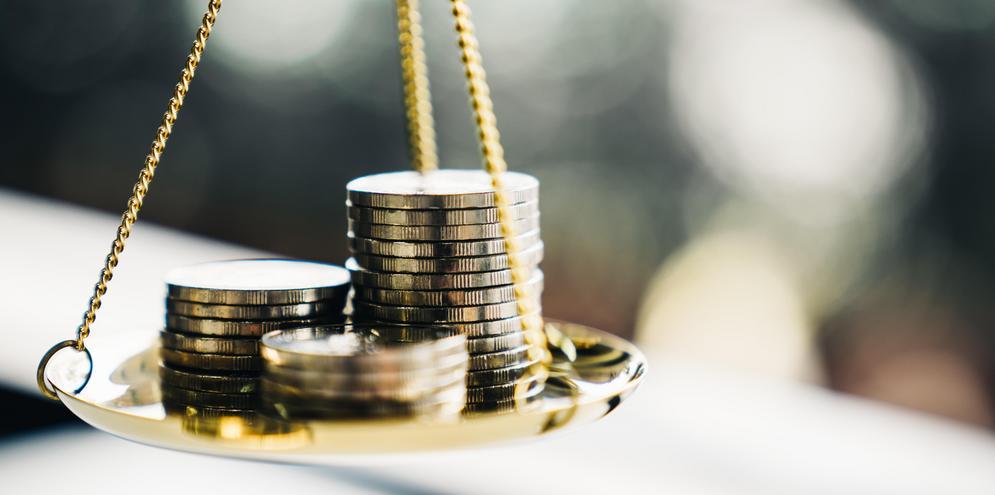 Coins balancing